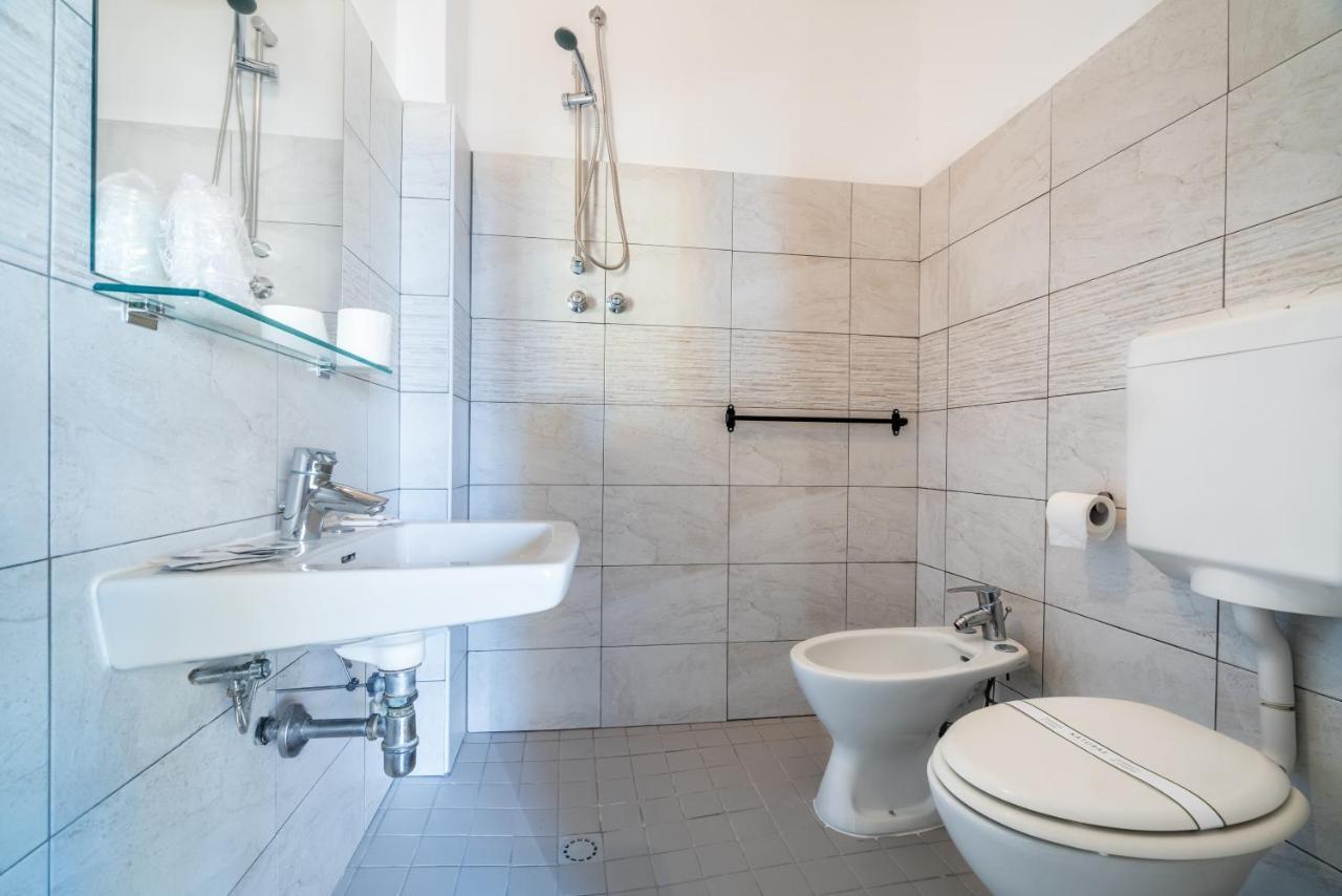 Hotel Viscount Riccione Dış mekan fotoğraf